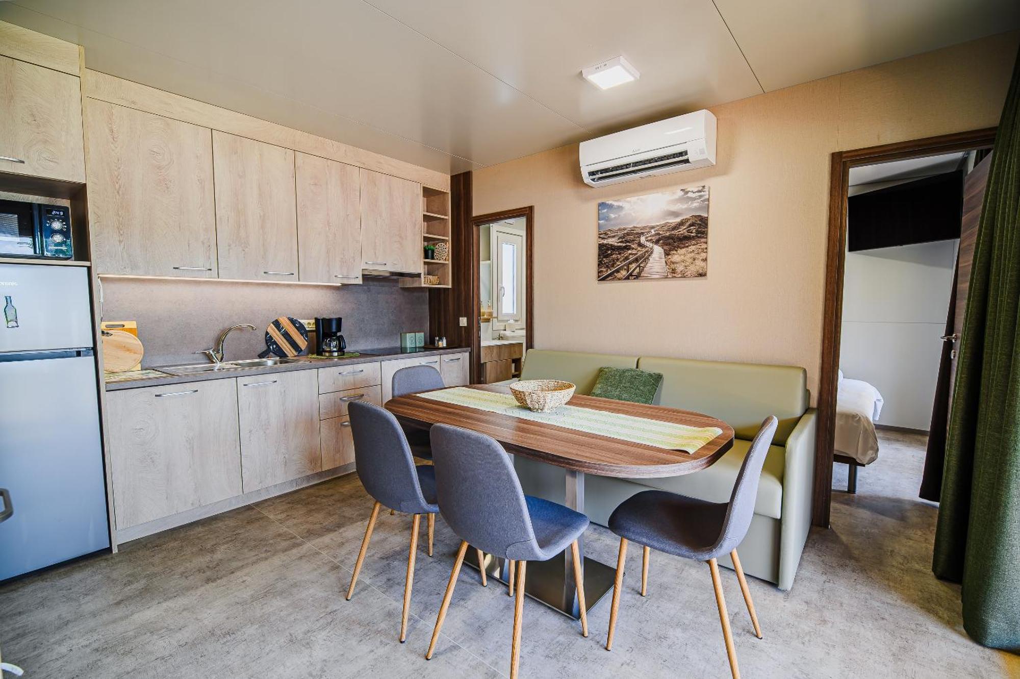 Premium Mobile Homes With Thermal Riviera Tickets Catez ob Savi Habitación foto