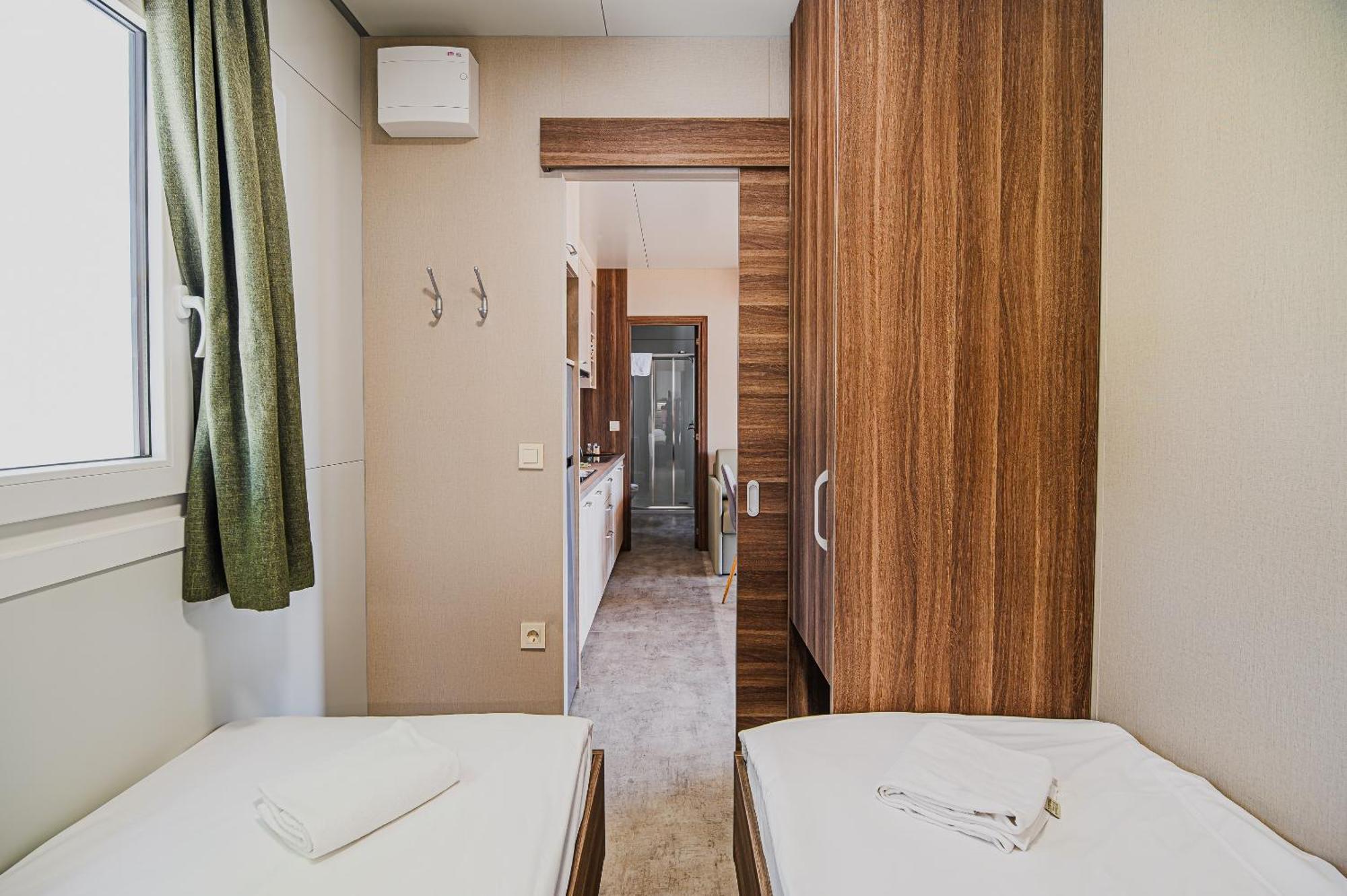 Premium Mobile Homes With Thermal Riviera Tickets Catez ob Savi Habitación foto